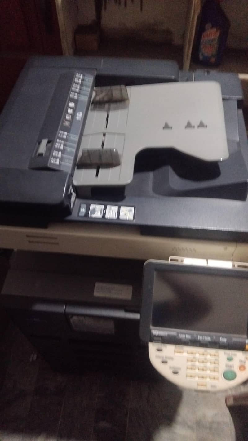 photocopy machine 6