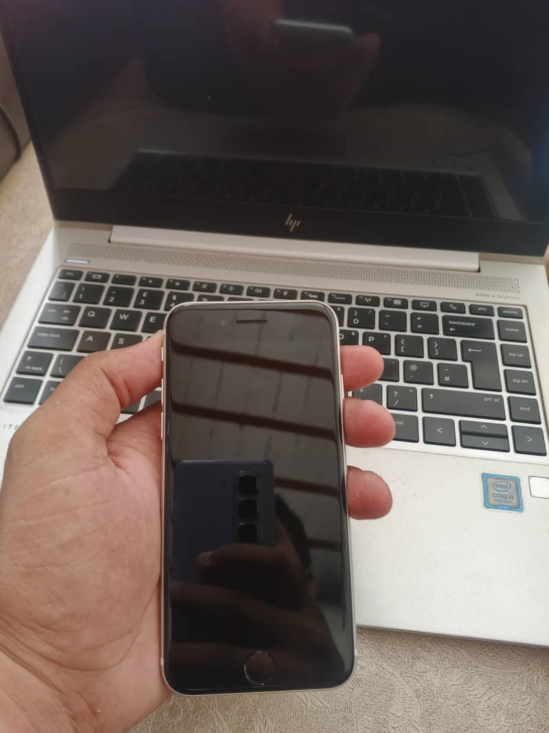 Apple iPhone SE 5