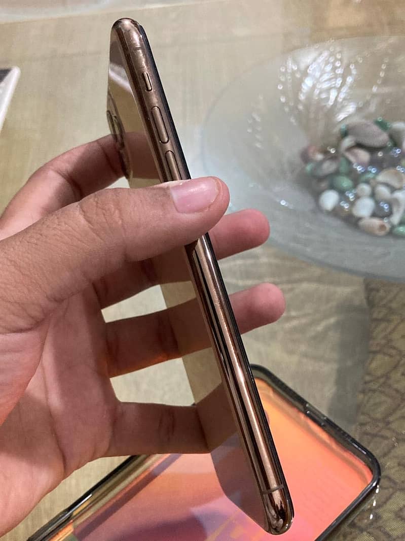 Iphone 11pro max (urgent sale) 6