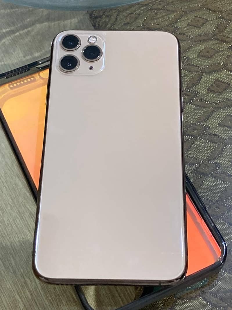 Iphone 11pro max (urgent sale) 3