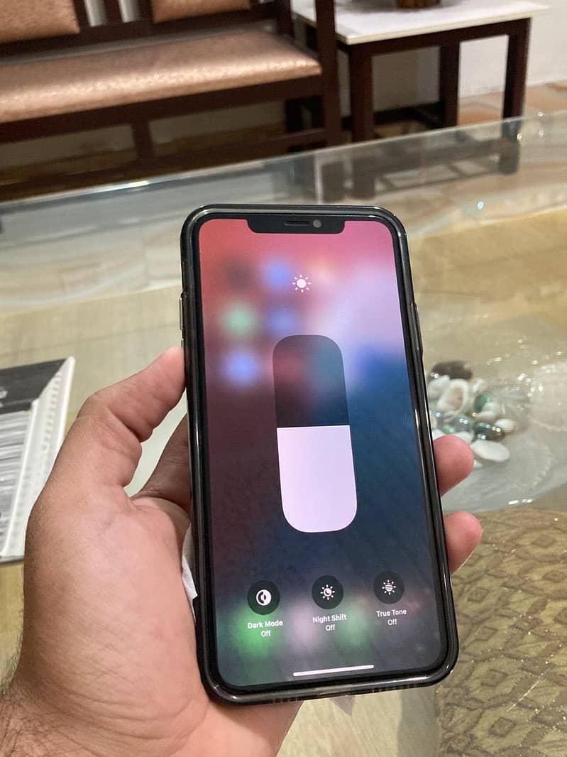 Iphone 11pro max (urgent sale) 9