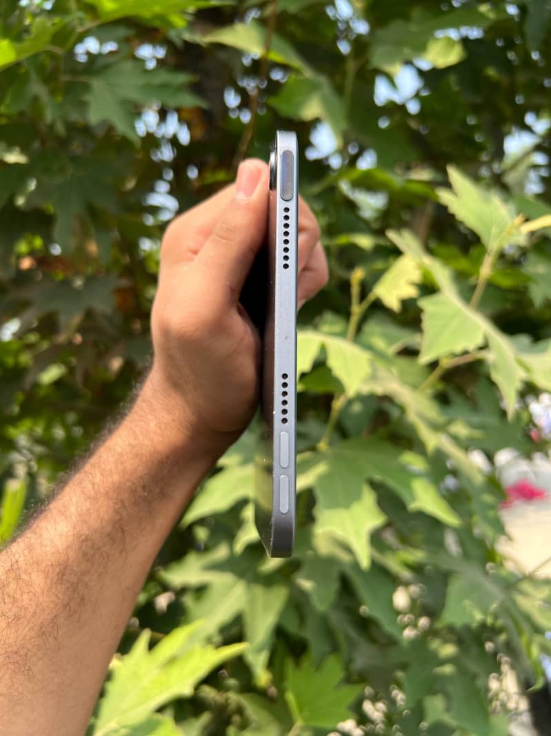 IPAD MINI 6 WITH BOX 5