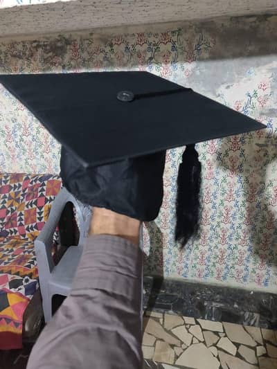 Degree gown