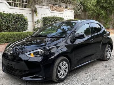 TOYOTA YARIS HATCHBACK