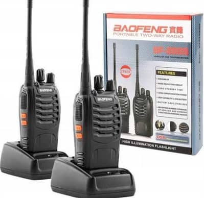 Baofeng 888S Long Range Walkie Talkies 16 Channel Radio Wireless Set