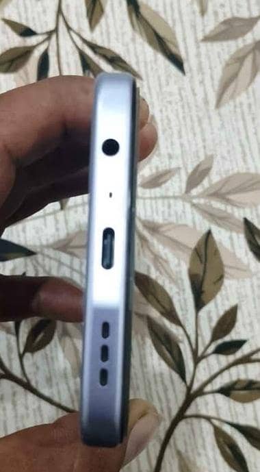 OPPO A6x 3