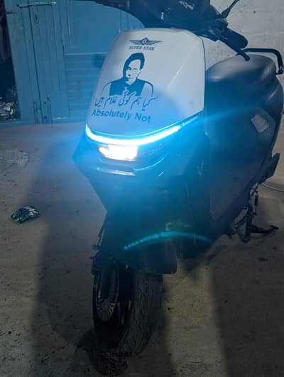 ​ Super Star Electric Scooter for Sale – Excellent Condition!