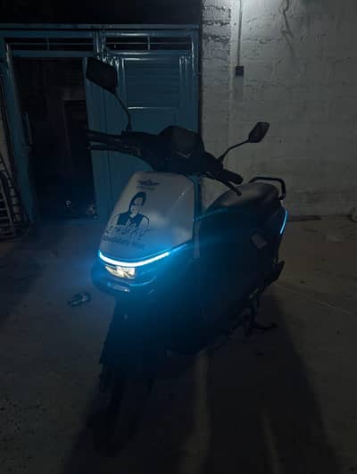 ​ Super Star Electric Scooter for Sale – Excellent Condition!