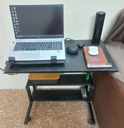 LAPTOP TABLE