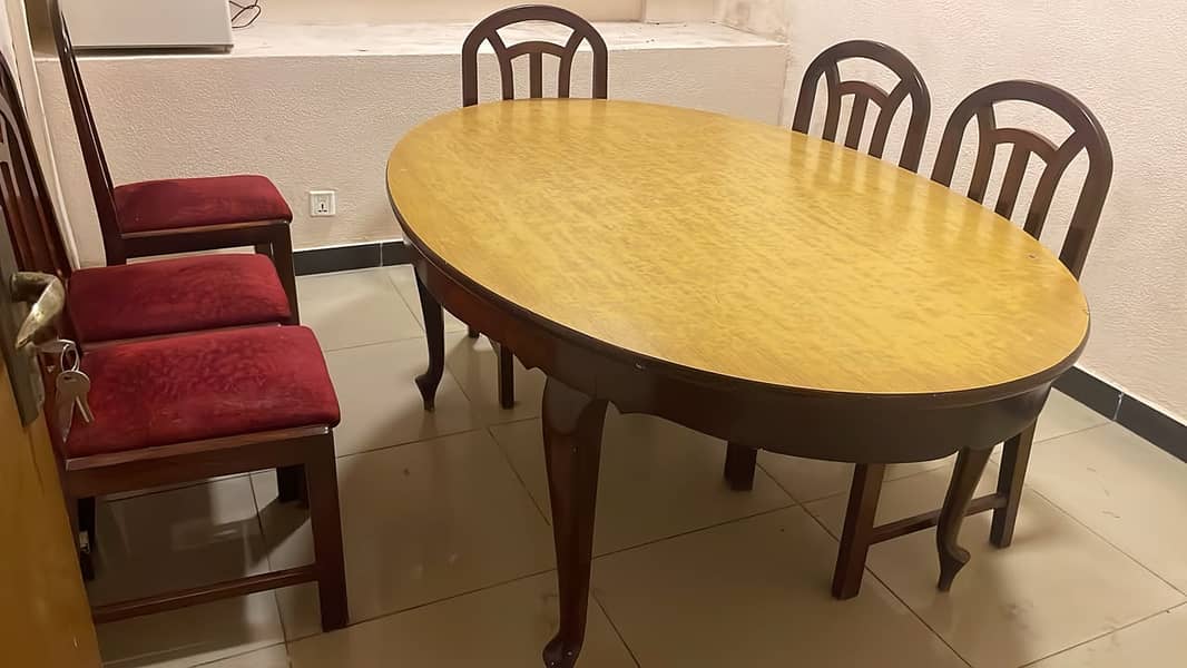 Dining table set (6 Chairs) 1
