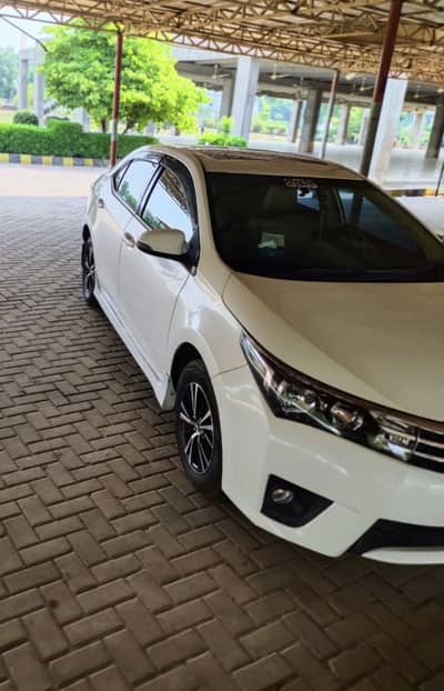 Toyota Corolla Altis 2016