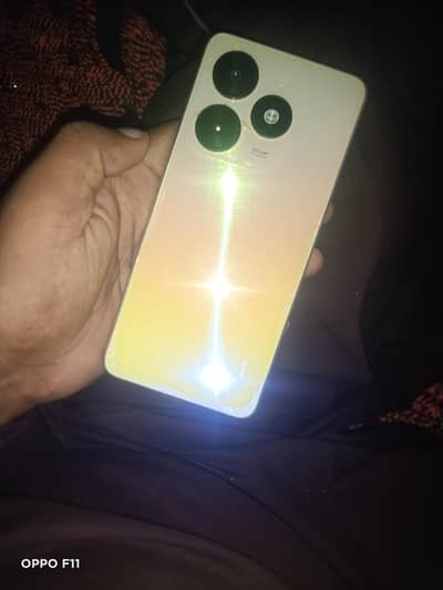 Tecno Spark 20C 4+2 128 with complete box charge original