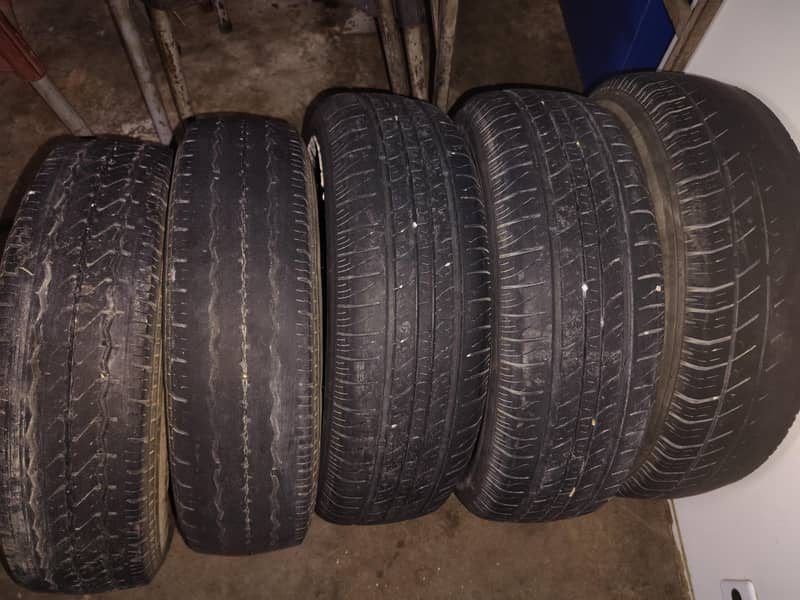 use five tyres 3