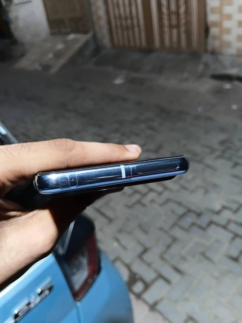 Google Pixel 8 Pro 4