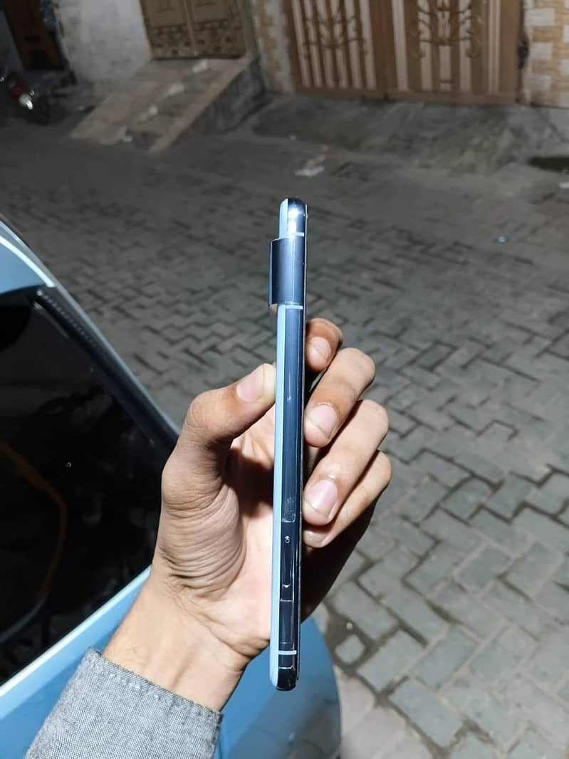 Google Pixel 8 Pro 7