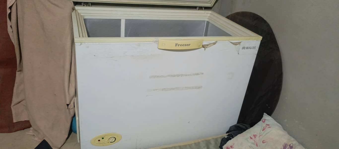 waves refrigerator 0