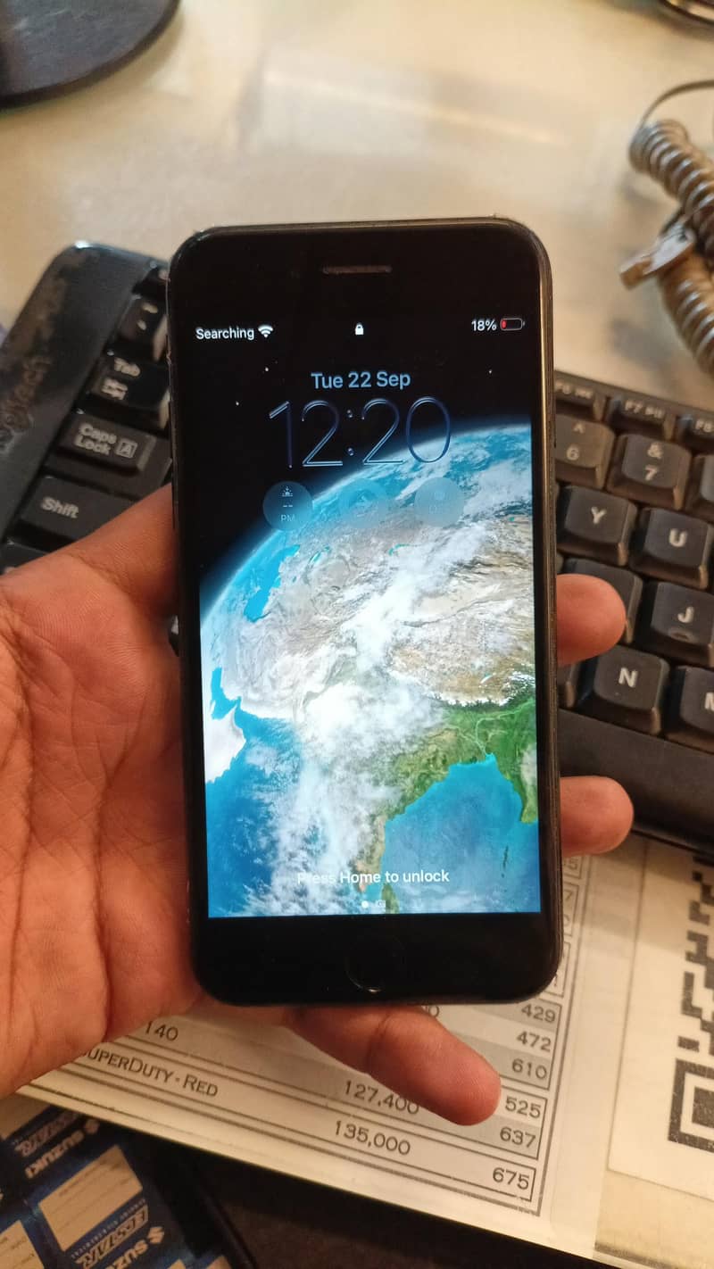 Apple iPhone SE 6