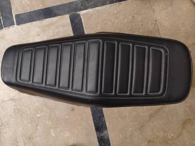 CG125 orignal Seat in excellent condition