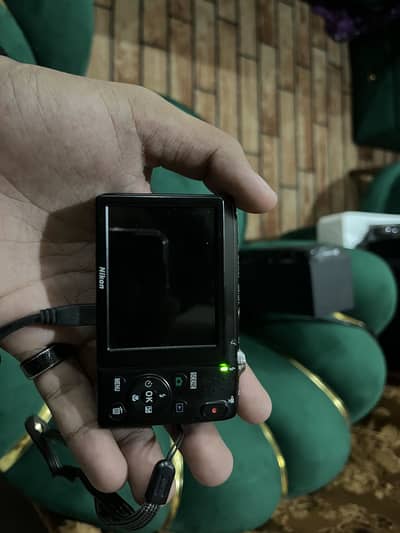 Nikon zoom 20.1 mega pixel
