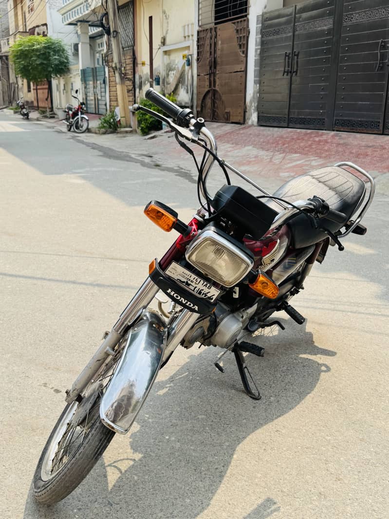 CD 70 Decent condition 3