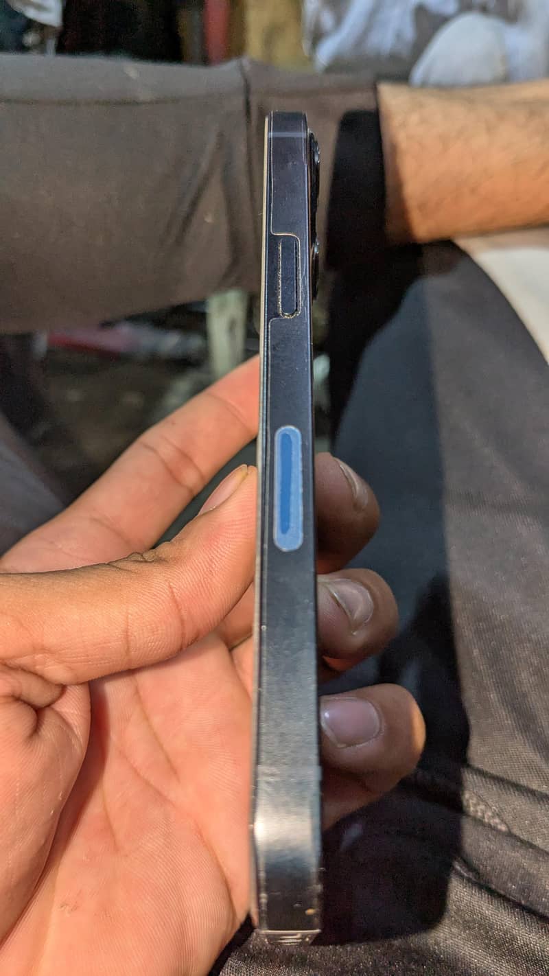Apple iPhone 13 3
