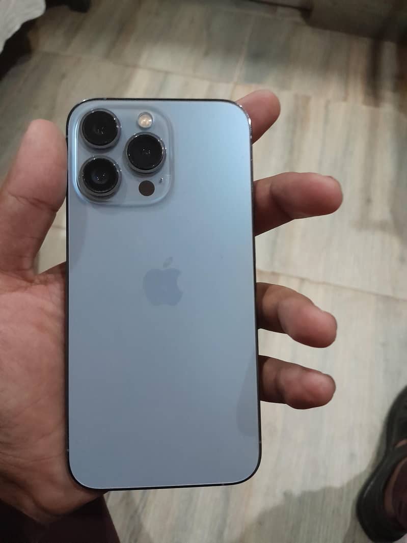 IPhone 13 Pro 1