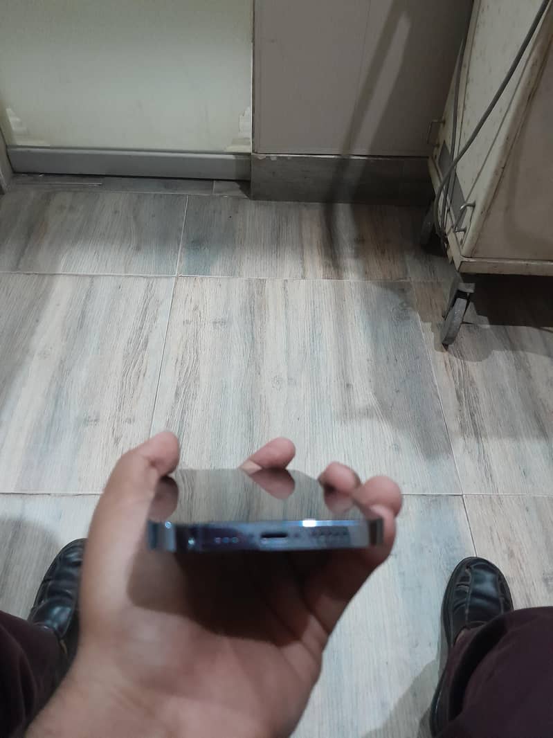 IPhone 13 Pro 6