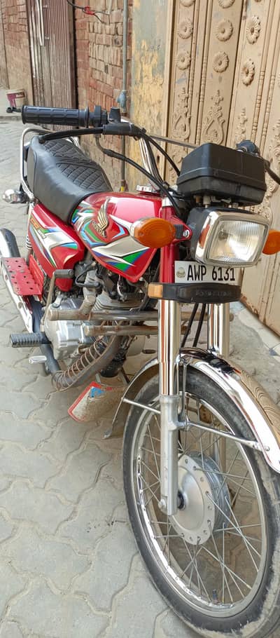 Honda CG 125 (2023 Model) First Hand Use for Sale