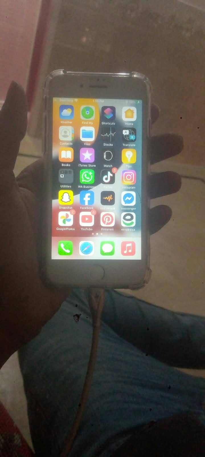Apple iPhone 7 0