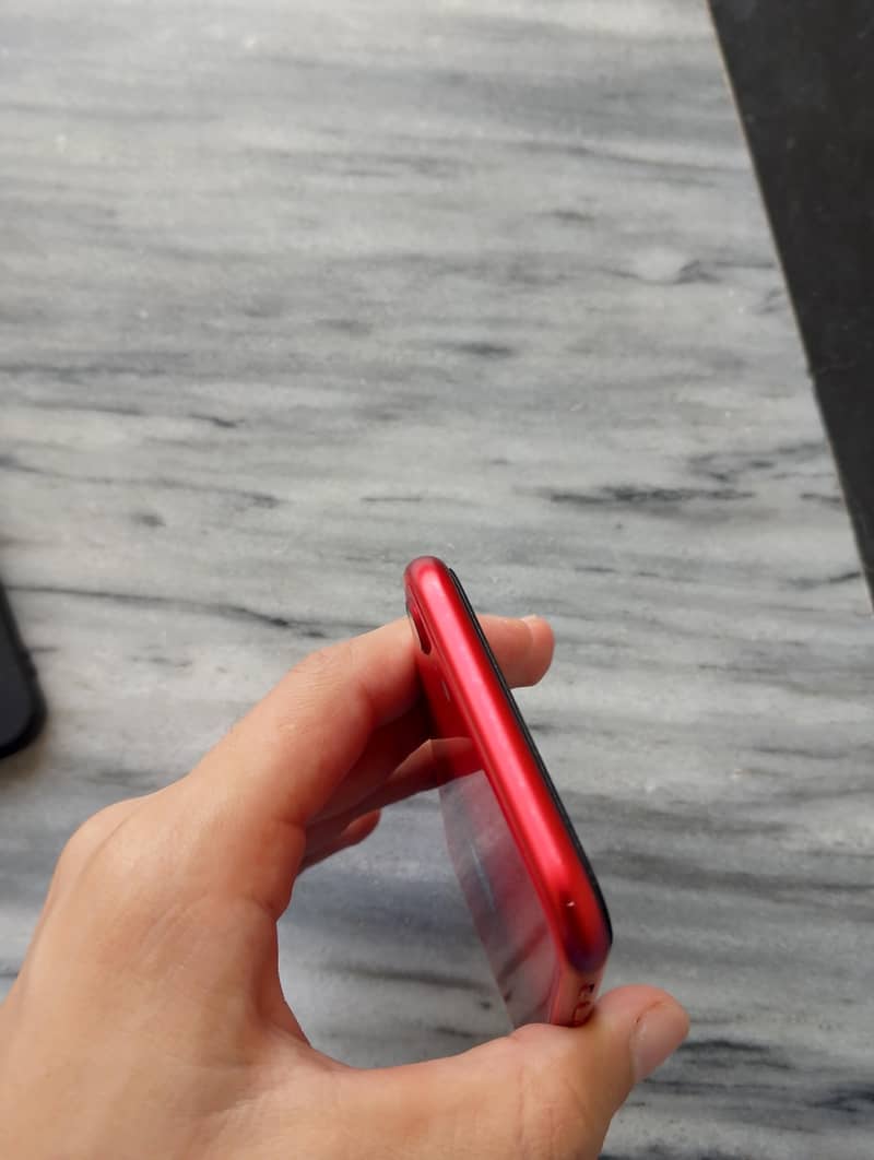 Apple iPhone SE 4