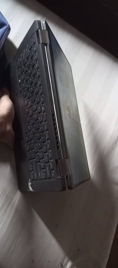 Dell Latitude 7410