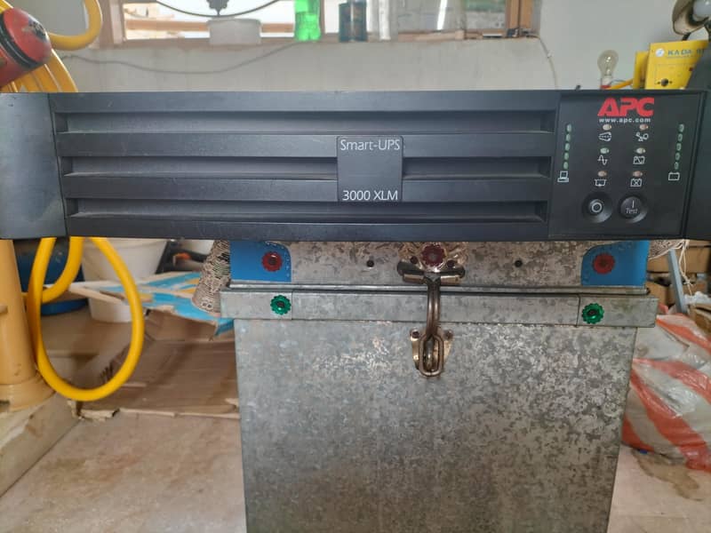 APC ups 6