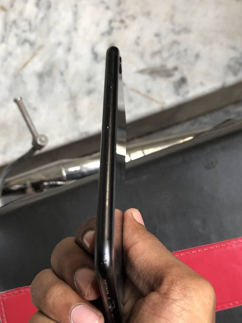 Apple iPhone SE 2