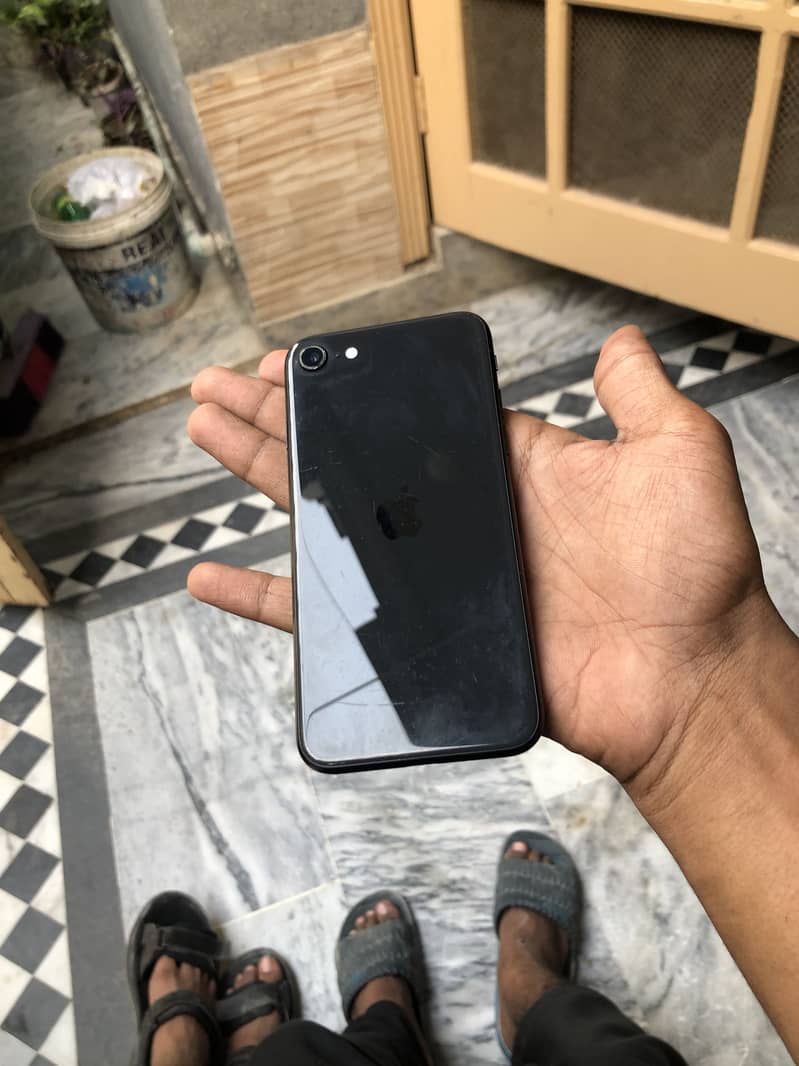 Apple iPhone SE 7