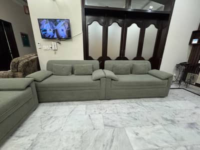 2 seater 3 pce sofa for sale urgent