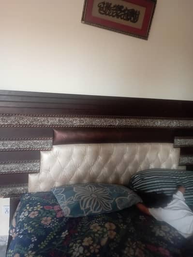 double bed used