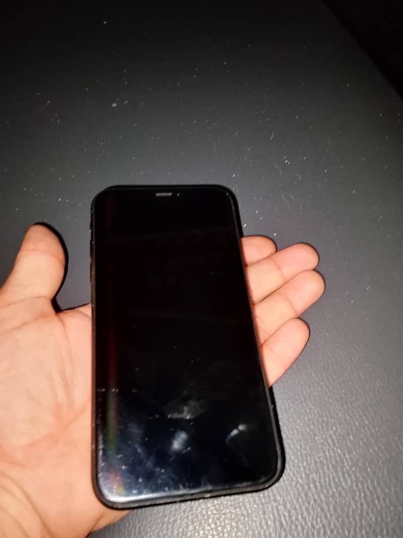 iPhone xr 1