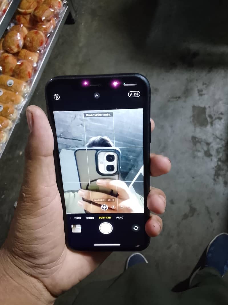 iPhone xr 4