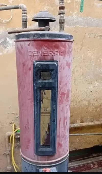 General Geyser 35 Litres used available - need repairs