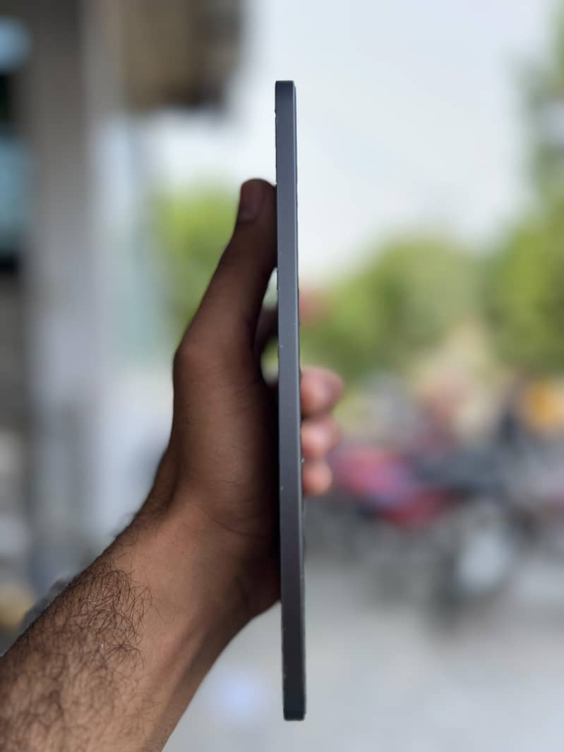 IPAD MINI 6 WITH BOX 4