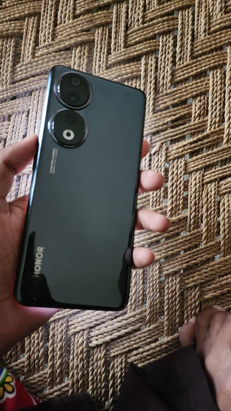 Honor 90 3