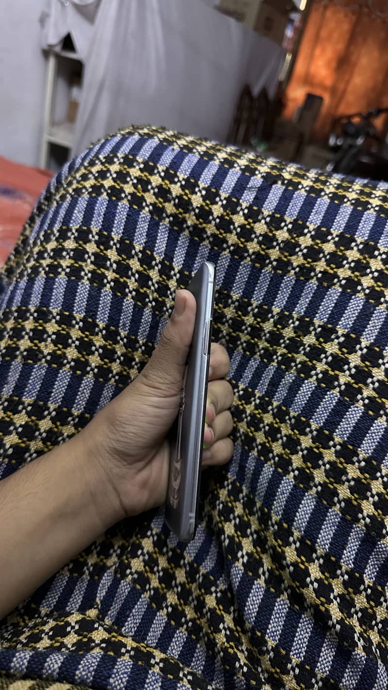 One Plus 8T 0