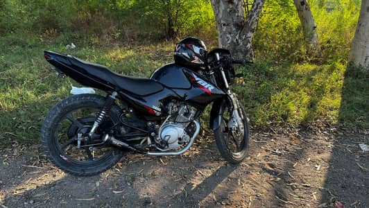 YBR 2015 model blue colour