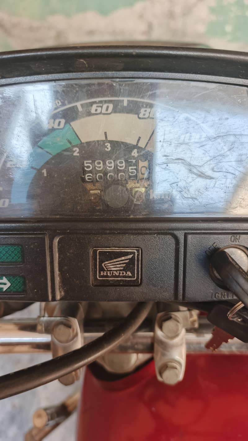 CD70 10 MODEL 3