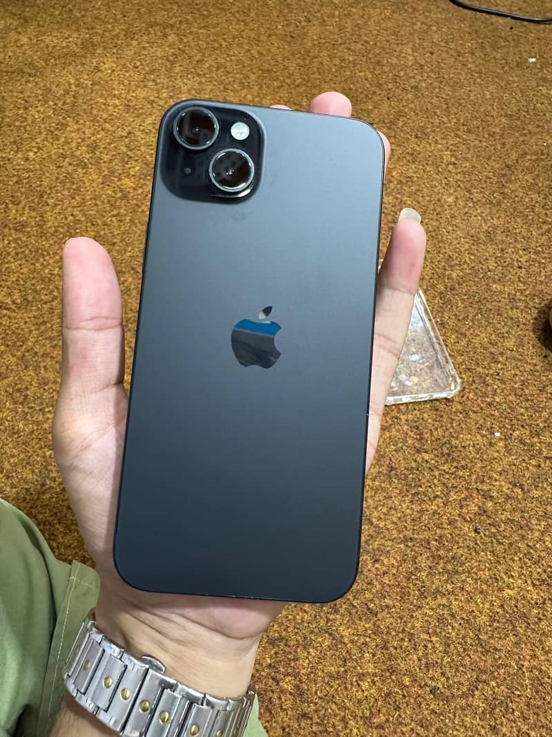 Apple iPhone 15 plus 3