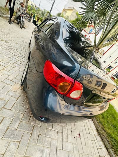 Toyota Corolla GLI 2010