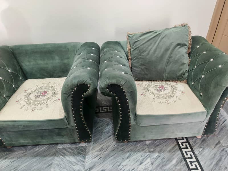 sofa best condition 10/10 1