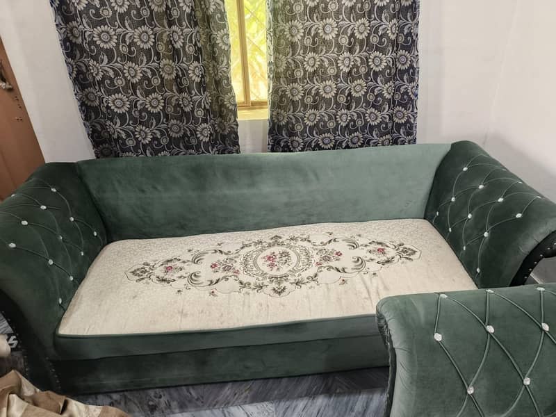 sofa best condition 10/10 2