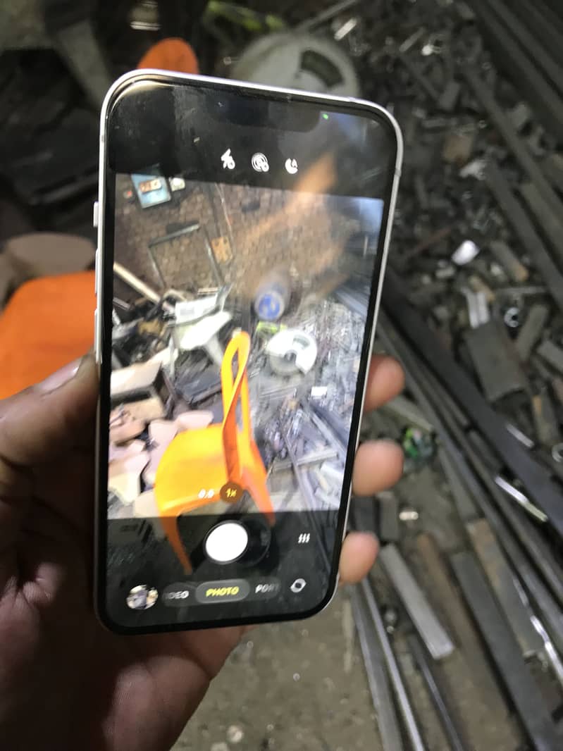Apple iPhone 14 5