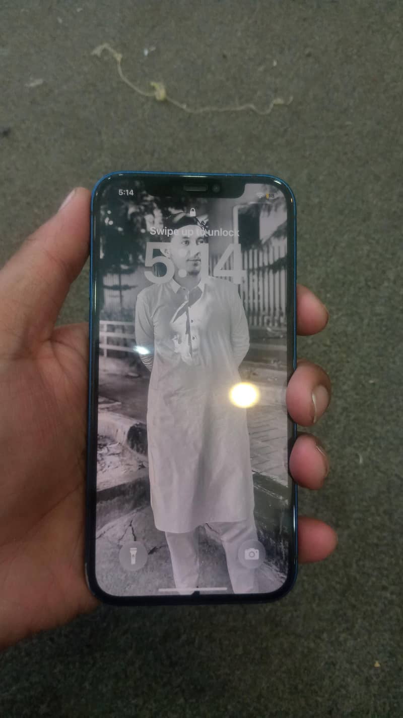 Apple iPhone 12 5